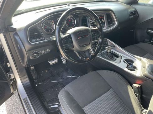 Used 2019 Dodge Challenger R/T Scat Pack image 9