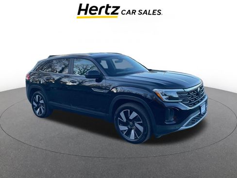 Used 2025 Volkswagen Atlas Cross Sport SE image 1