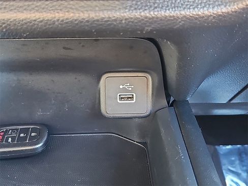 Certified 2024 Honda HR-V Sport image 9