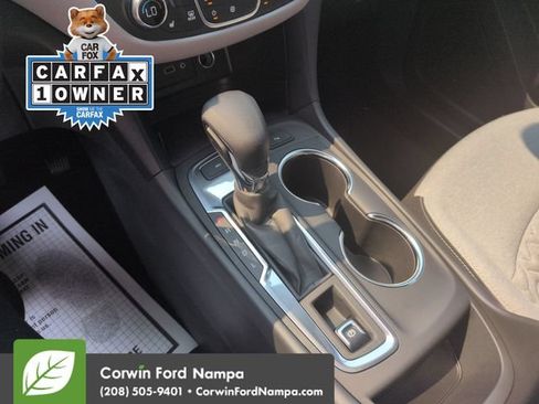 Used 2024 Chevrolet Equinox LT AWD/4WD image 17