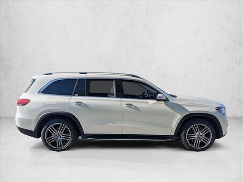Used 2020 Mercedes-Benz GLS 450 4MATIC image 2
