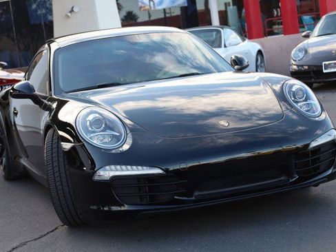 Used 2013 Porsche 911 Carrera RWD image 2
