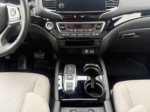 Used 2021 Honda Passport Touring image 11