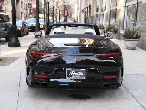 Used 2024 Mercedes-Benz SL 63 AMG 4MATIC image 5