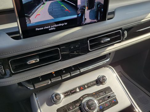 Certified 2021 Lincoln Aviator Reserve w/ Equipment Group 201A RWD image 18