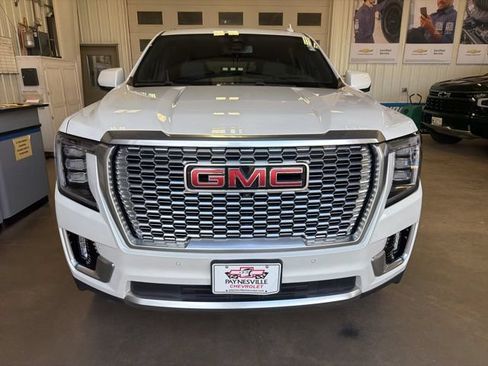 Used 2023 GMC Yukon XL Denali w/ Max Trailering Package AWD/4WD image 3