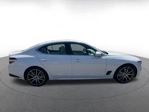 Used 2025 Genesis G70 2.5T image 16