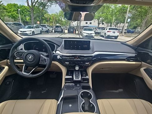 Used 2023 Acura MDX FWD image 32