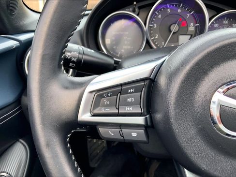 Used 2021 MAZDA MX-5 Miata Grand Touring image 22