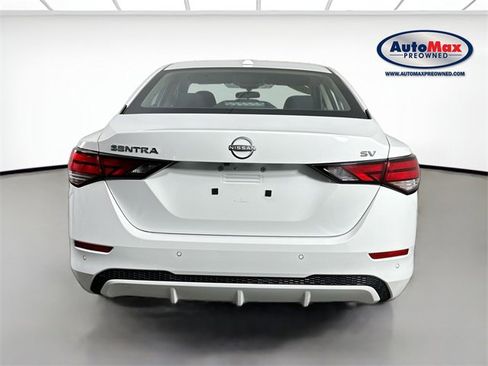 Used 2024 Nissan Sentra SV image 7