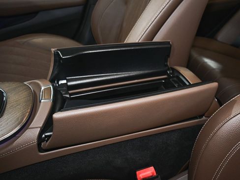 Used 2022 Mercedes-Benz E 450 4MATIC All-Terrain Wagon image 46