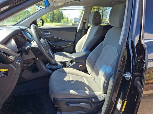 Used 2018 Hyundai Santa Fe Sport FWD image 10