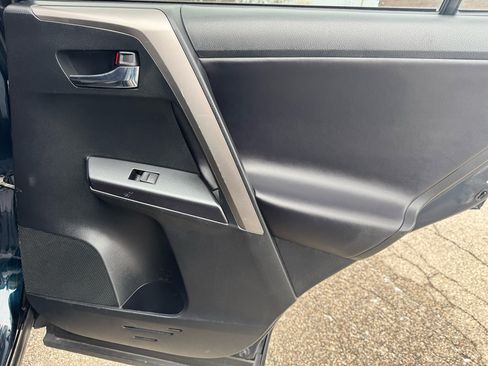 Used 2018 Toyota RAV4 XLE image 23