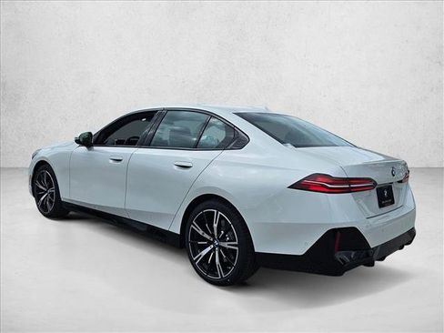 New 2026 BMW 530i image 9