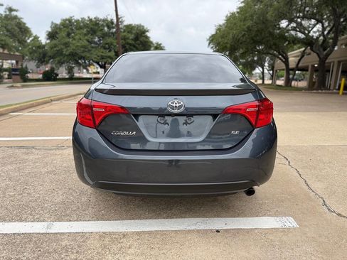 Used 2018 Toyota Corolla SE FWD image 5