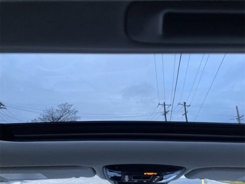 Used 2026 Kia Carnival SX image 22