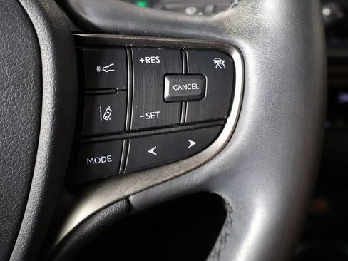 Used 2023 Lexus UX 250h AWD w/ Accessory Package (Z2) image 43