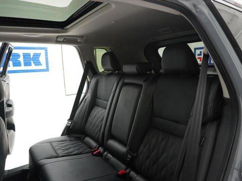 Used 2024 Nissan Rogue Platinum w/ Platinum Premium Package image 34