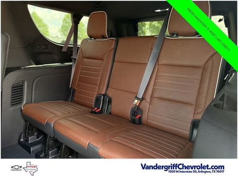 Used 2023 GMC Yukon XL Denali Ultimate AWD/4WD image 30