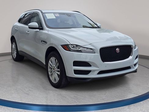 Used 2017 Jaguar F-PACE Prestige AWD/4WD image 4