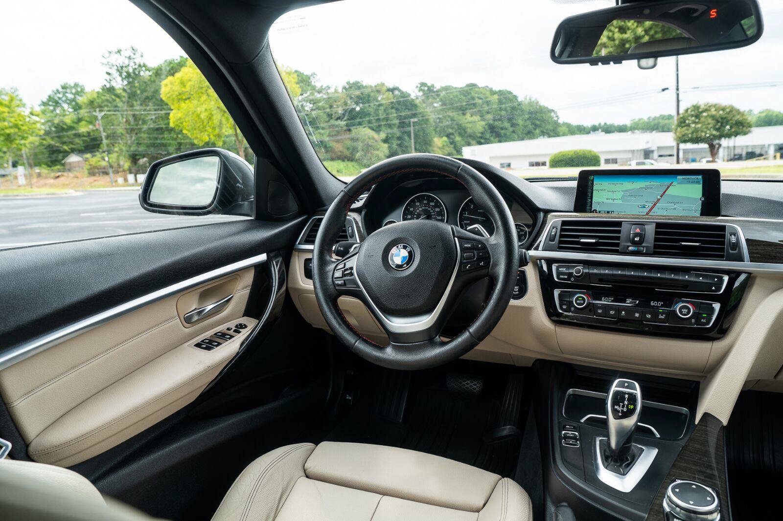Used 2016 BMW 328i xDrive Sedan AWD/4WD image 32