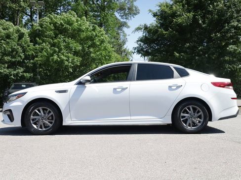 Used 2020 Kia Optima LX image 3