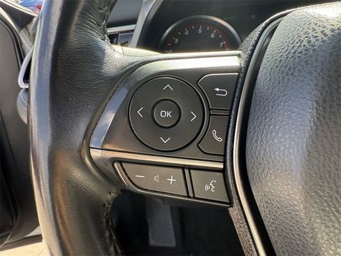 Used 2022 Toyota Camry XSE image 16