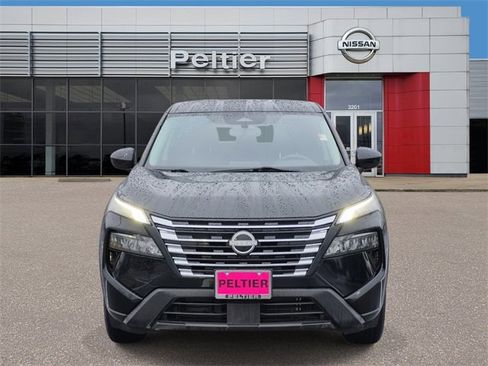 Certified 2024 Nissan Rogue SV image 2