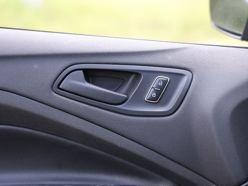 Used 2016 Ford Escape S FWD image 37
