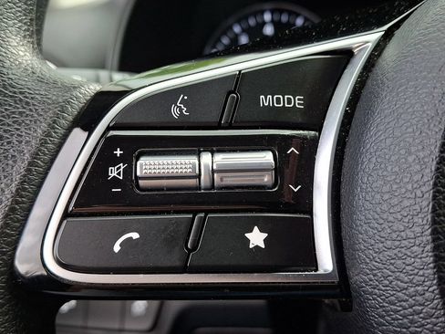 Used 2024 Kia Forte LXS w/ LXS Technology Package FWD image 21