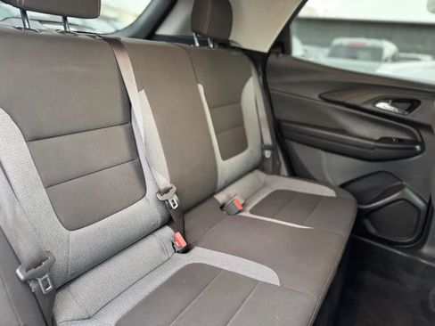 Used 2024 Chevrolet TrailBlazer LT w/ LT Cold Weather Package image 16