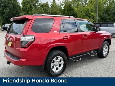 Used 2021 Toyota 4Runner SR5 AWD/4WD image 5