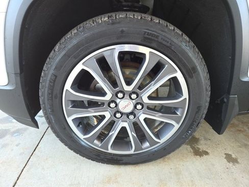 Used 2020 GMC Acadia AT4 image 69