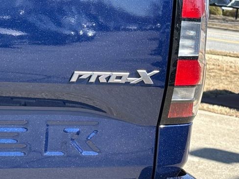 Used 2022 Nissan Frontier Pro-X w/ Pro-X Premium Package image 6