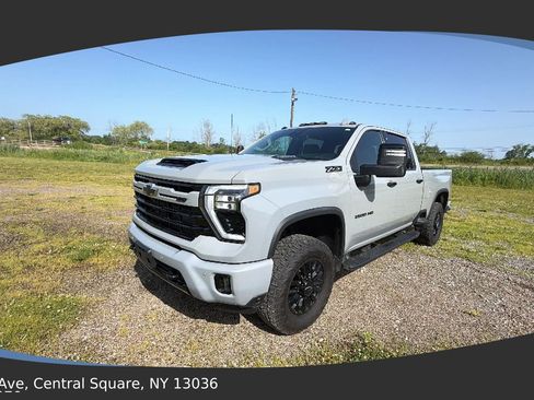 Used 2024 Chevrolet Silverado 3500 LTZ w/ LTZ Plus Package AWD/4WD image 1