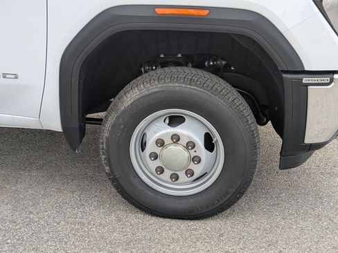 New 2026 GMC Sierra 3500 Pro w/ Convenience Package AWD/4WD image 4