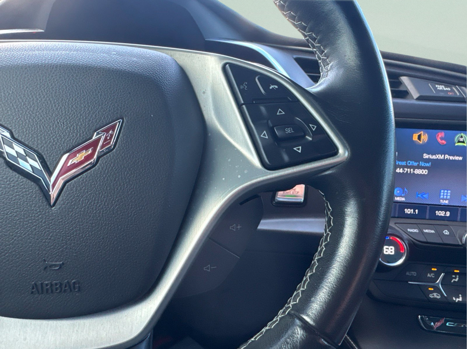 Used 2019 Chevrolet Corvette Stingray Coupe w/ 1LT RWD image 35