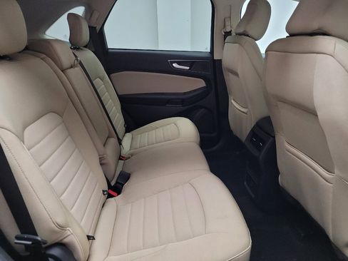 Used 2022 Ford Edge SE AWD/4WD image 19