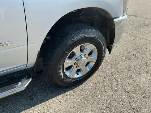 Used 2026 RAM 2500 Big Horn AWD/4WD image 17