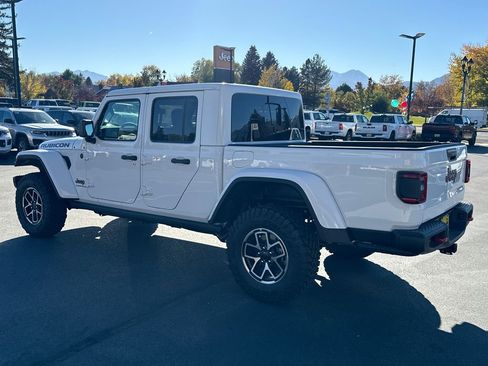 New 2025 Jeep Gladiator Rubicon image 3