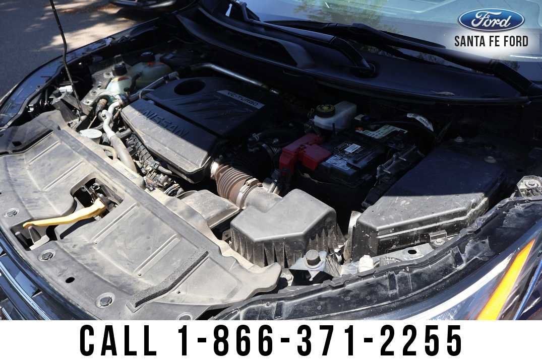 Used 2024 Nissan Rogue SV FWD image 28