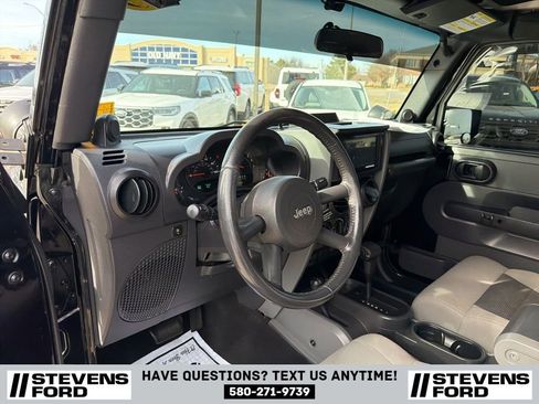Used 2008 Jeep Wrangler X image 16