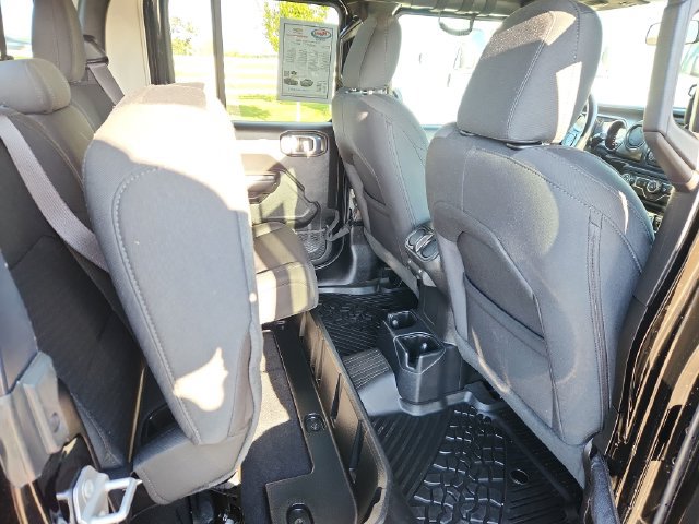 Used 2021 Jeep Gladiator Sport AWD/4WD image 30