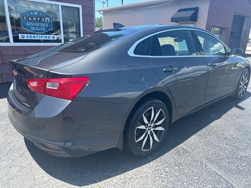 Used 2016 Chevrolet Malibu LT w/ Leather Package FWD image 5