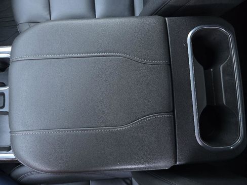 Used 2024 GMC Sierra 1500 Elevation w/ Elevation Premium Package image 21