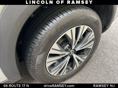 Used 2021 Nissan Rogue SV FWD image 25