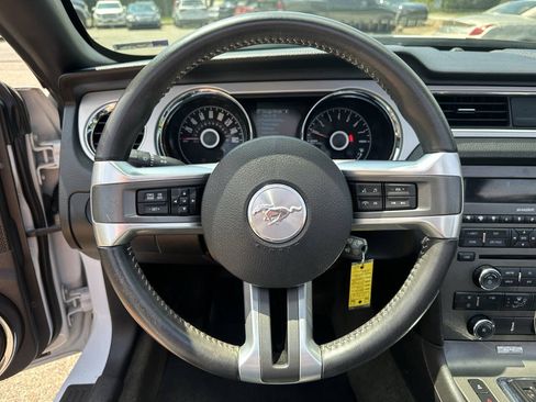 Used 2014 Ford Mustang GT Premium RWD image 14