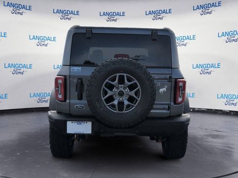 New 2025 Ford Bronco Badlands image 8