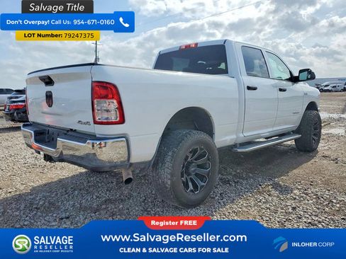 Used 2022 RAM 2500 Tradesman w/ Chrome Appearance Group AWD/4WD image 4