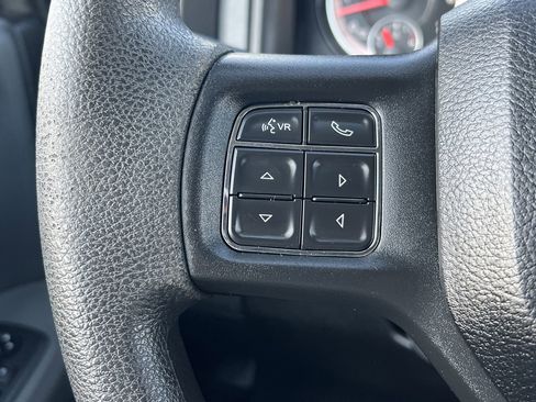 Used 2019 RAM 1500 Classic SLT image 13